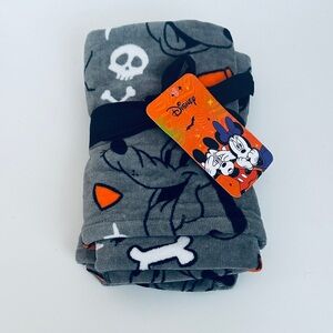 NWT! Disney | Mickey, Minnie, Goofy Hand Towels